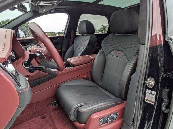 2025 Bentley Bentayga