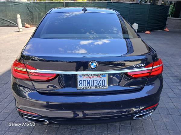 2017 BMW 740i
