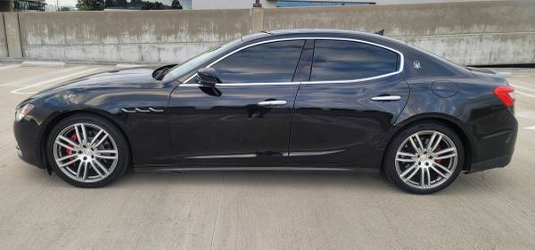 2016 Maserati GHIBLI