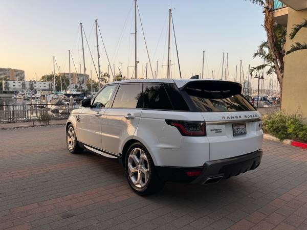 2018 Land Rover SPORT