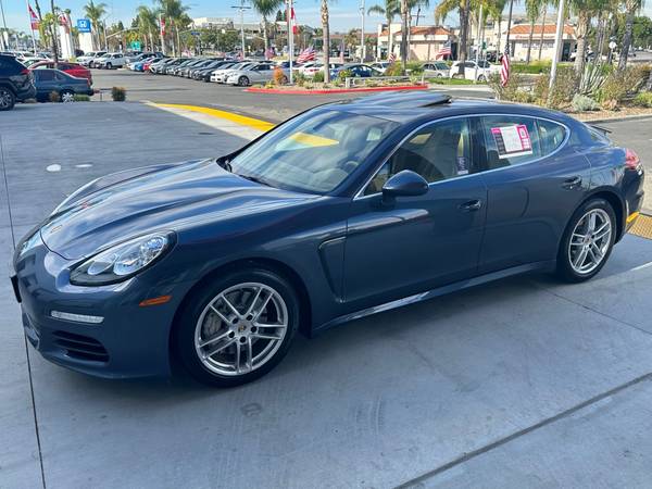 2015 Porsche Panamera