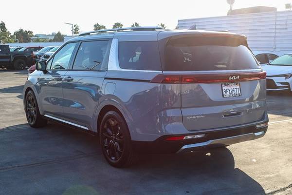 2024 Kia Carnival