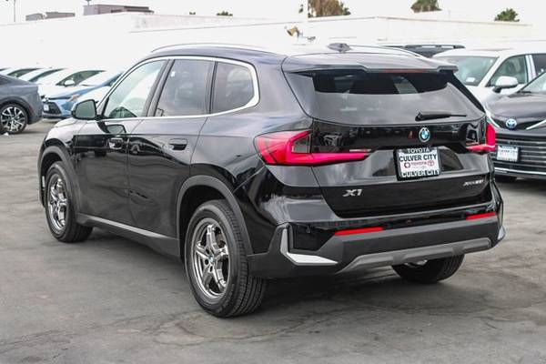 2023 BMW X1