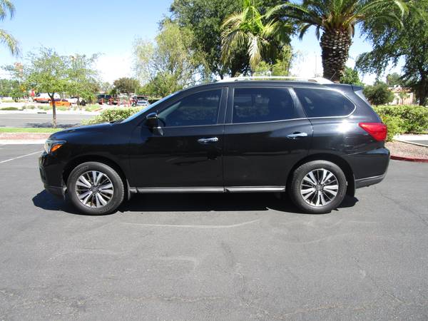 2017 Nissan Pathfinder