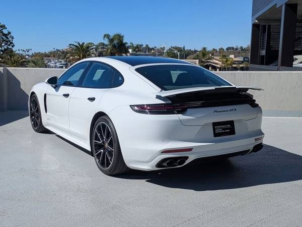2019 Porsche Panamera