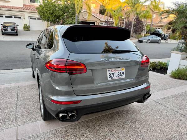 2016 Porsche Cayenne