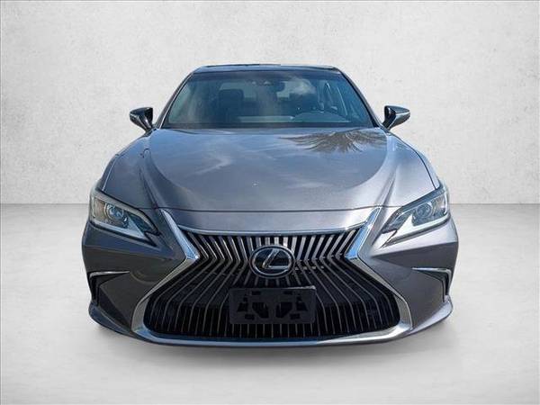 2019 Lexus ES