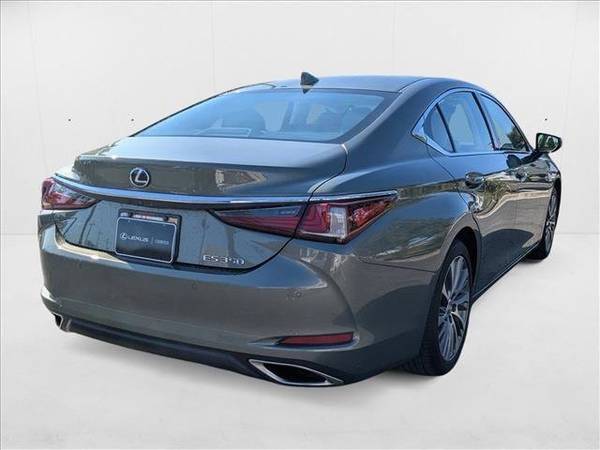 2020 Lexus ES