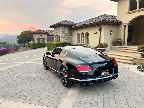 2017 Bentley Continent