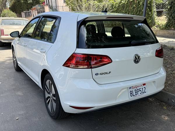 2016 Volkswagen E-Golf