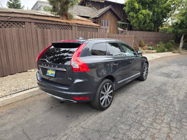 2015 Volvo XC60