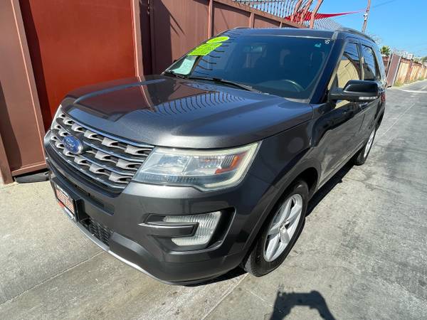 2016 Ford Explorer