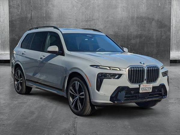 2023 BMW X7