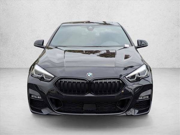 2023 BMW 2