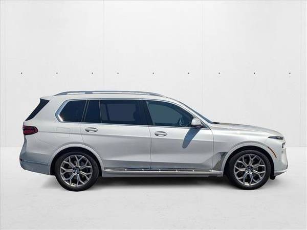 2023 BMW X7