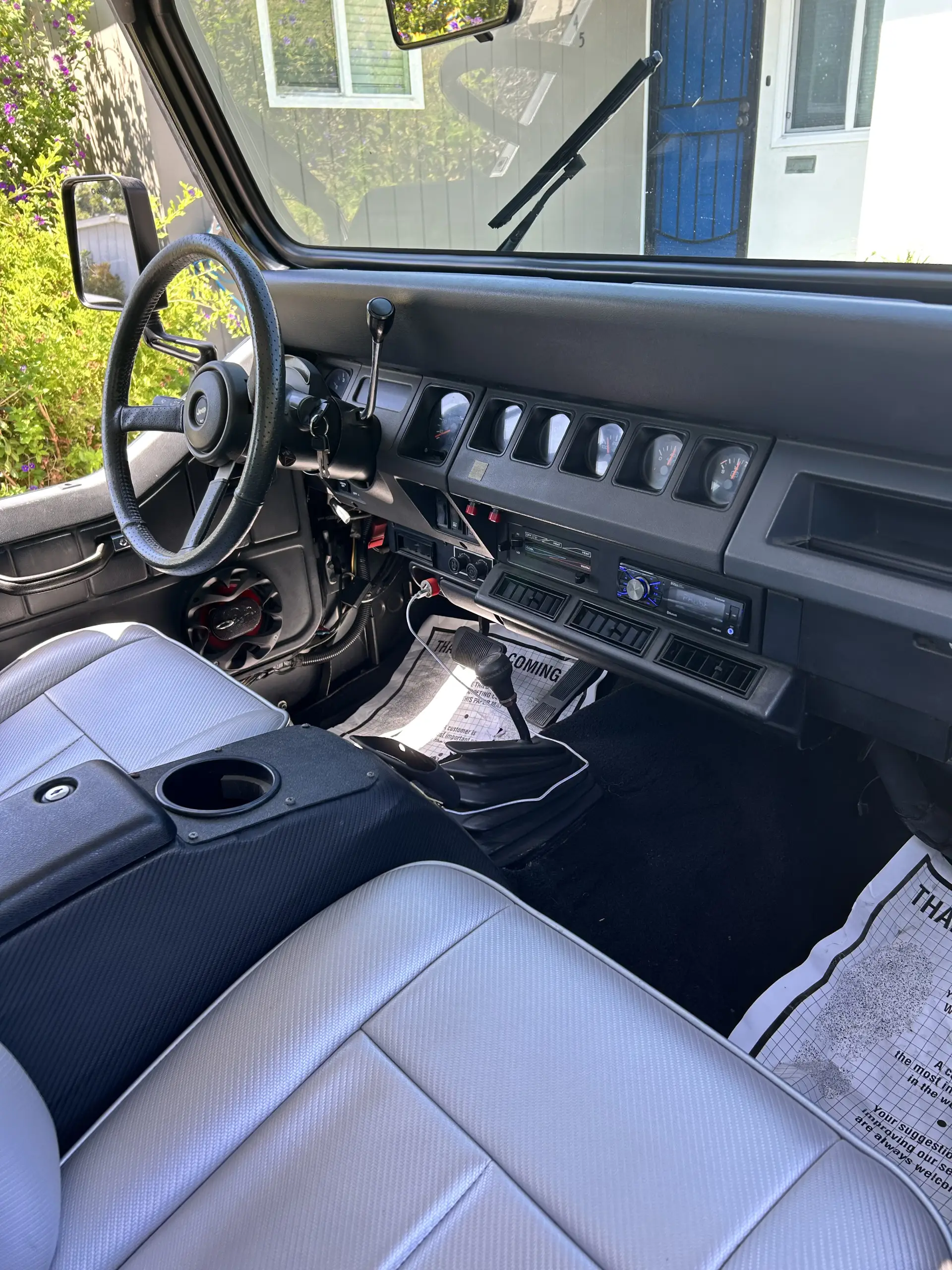 1995 Jeep Wrangler SE / Sport